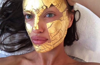 gold face mask