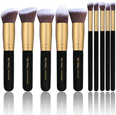 This Insanely Affordable Makeup Brush Set Has Over 7000 Positive Reviews on Amazon