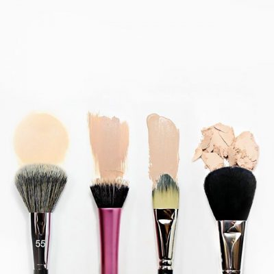 How to Clean Your Makeup Brushes According to The Experts