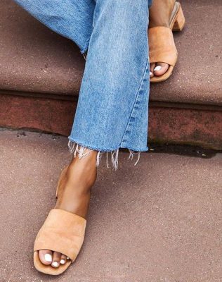 100 Mules To Take You From Day To Date Night